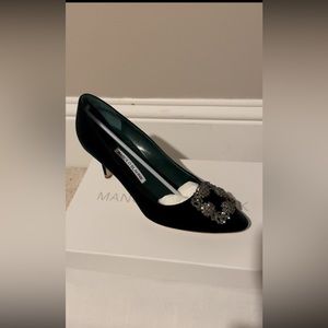 Manolo Blahnik Hangisi Velvet 70 mm Pump, Dark Green, Size 39.5, New